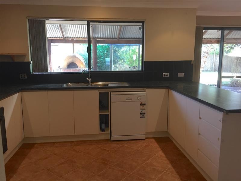 11 Sunset Circle, Pinjarra WA 6208