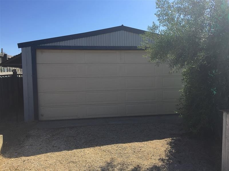 11 Sunset Circle, Pinjarra WA 6208