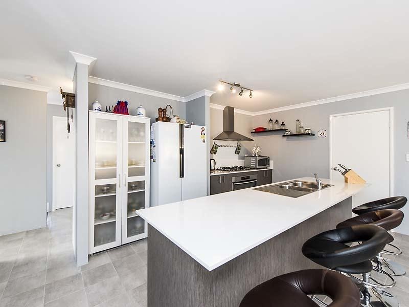 32 Greenacre Street, Pinjarra WA 6208