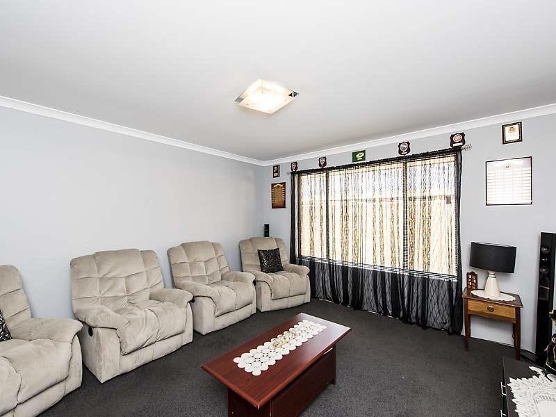 32 Greenacre Street, Pinjarra WA 6208