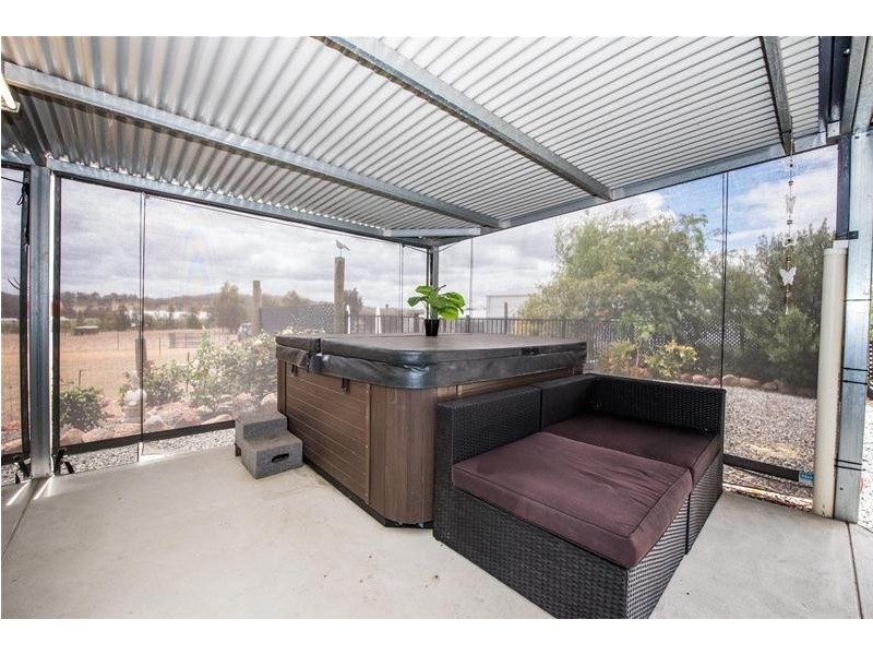 49 Fraser Road, Boddington WA 6390