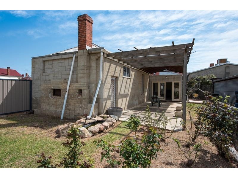 16A Brooking Street, Williams WA 6391