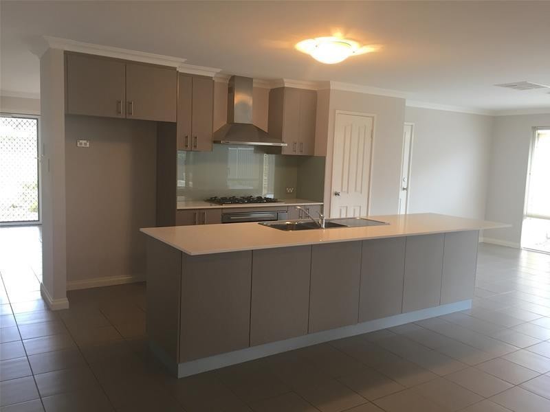 7 Lyttleton Lane, Pinjarra WA 6208