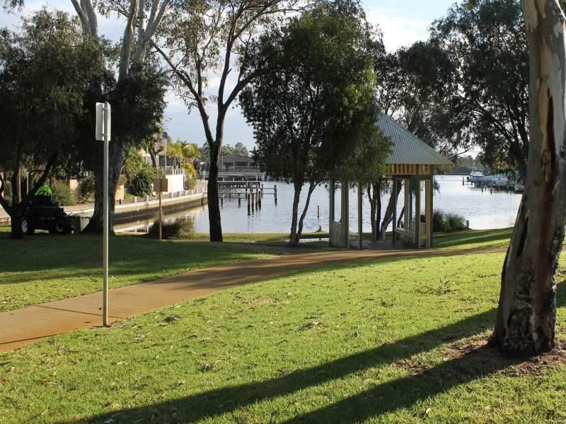 79 Murray Waters Boulevard, South Yunderup WA 6208