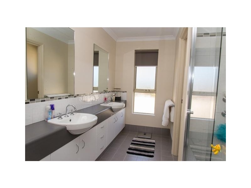 8 Wattle Drive, Boddington WA 6390