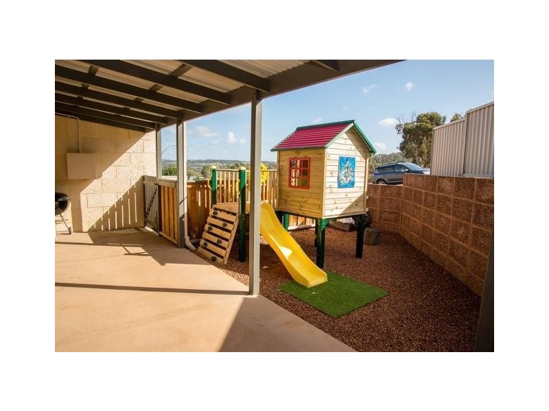 8 Wattle Drive, Boddington WA 6390