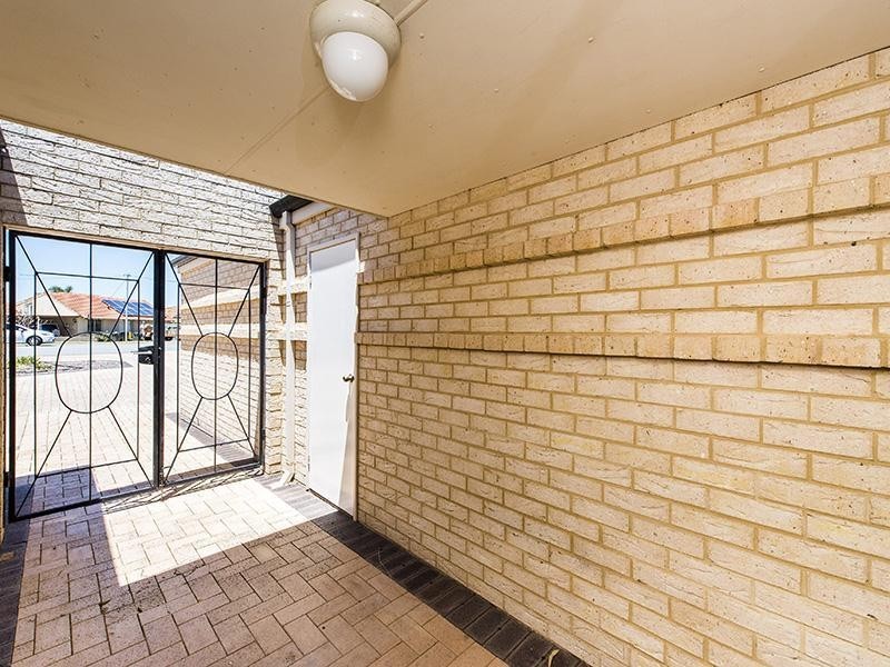 11 Oomoo Place, South Yunderup WA 6208