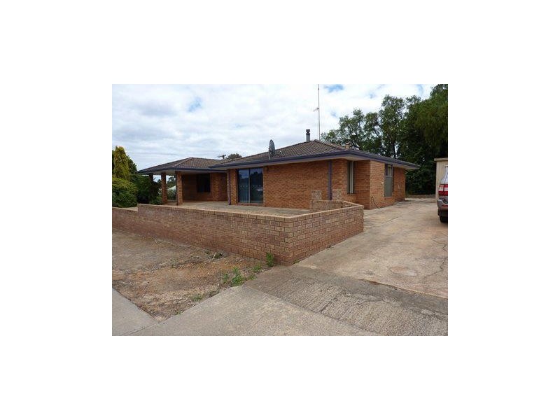 31 Johnstone Street, Boddington WA 6390