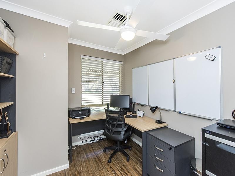 26 Kingfisher Drive, North Yunderup WA 6208