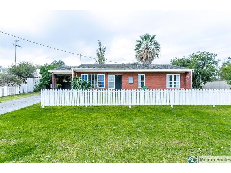 2 Sear Street, Pinjarra WA 6208