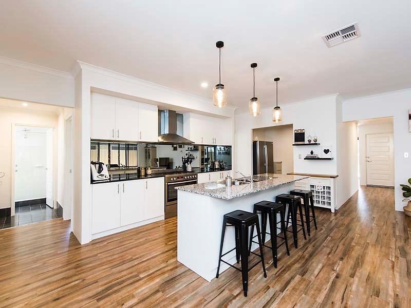 45 Hampton Road, Pinjarra WA 6208