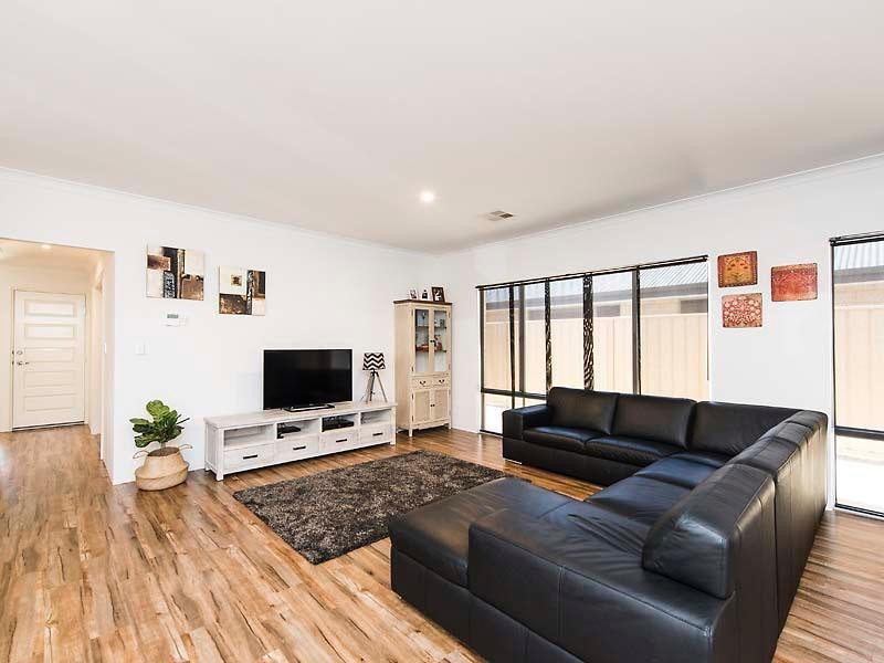 45 Hampton Road, Pinjarra WA 6208