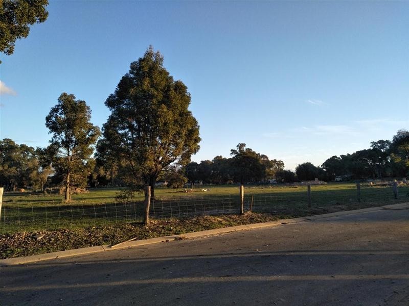 16A Whittaker Way, Waroona WA 6215