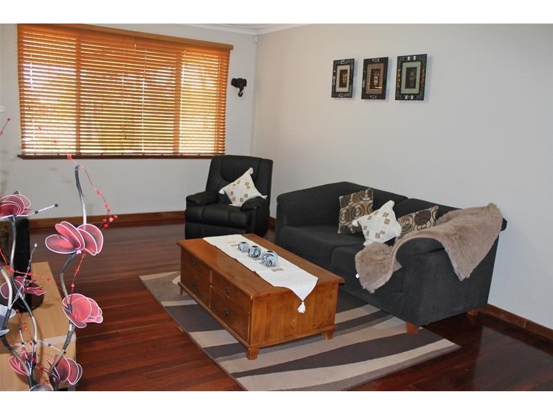 25B Humphrey Street, Pinjarra WA 6208