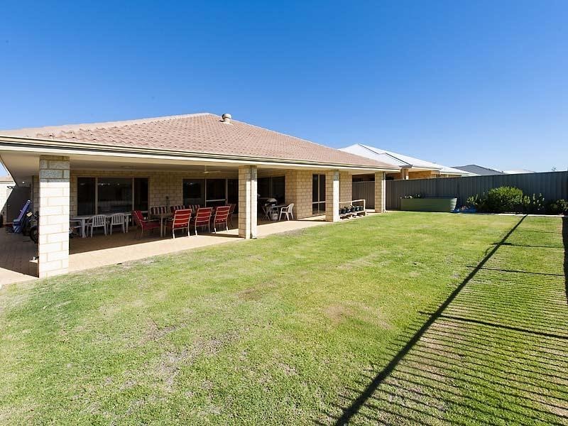 35 Purcell Gardens, South Yunderup WA 6208
