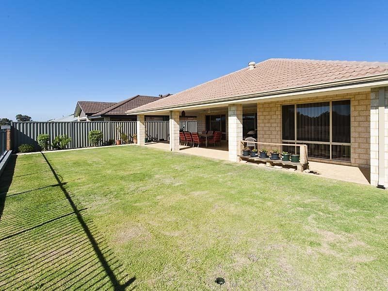 35 Purcell Gardens, South Yunderup WA 6208