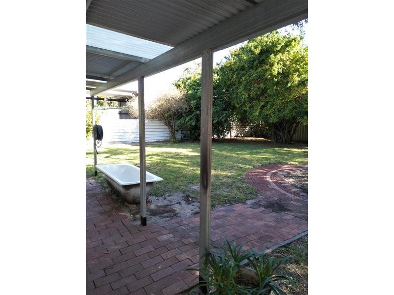 11 Jubilee Drive, Pinjarra WA 6208