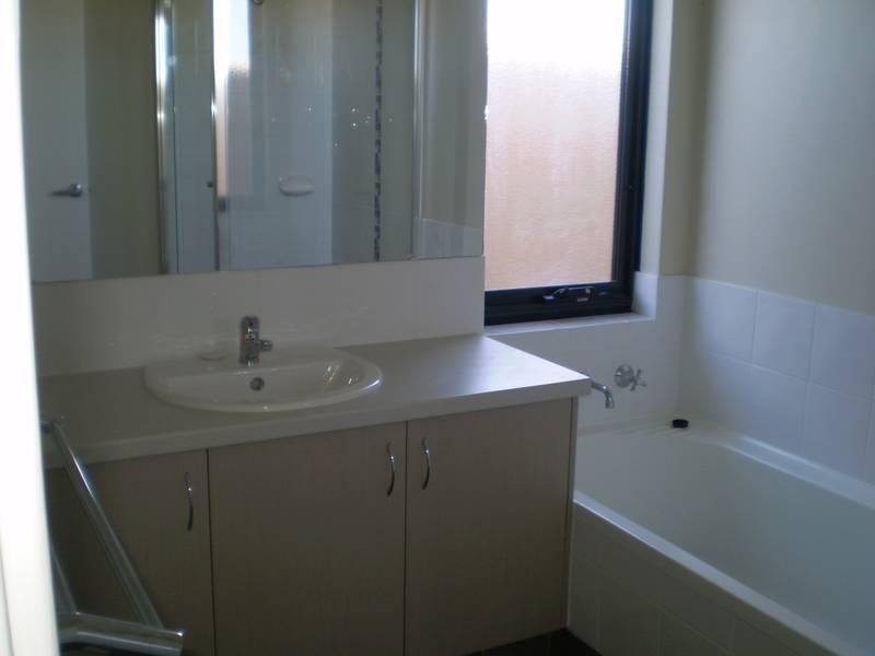 34 Greenacre Street, Pinjarra WA 6208