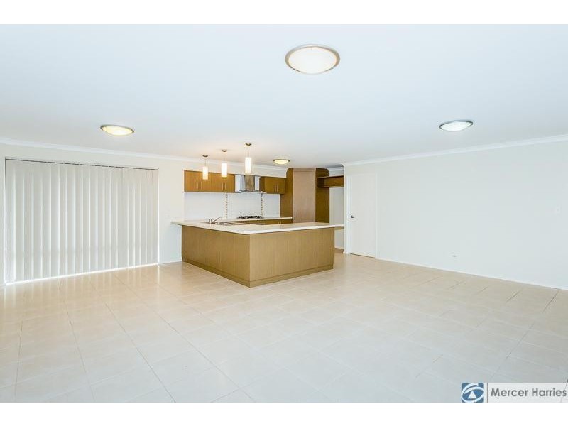 5 Hay Entrance, Pinjarra WA 6208