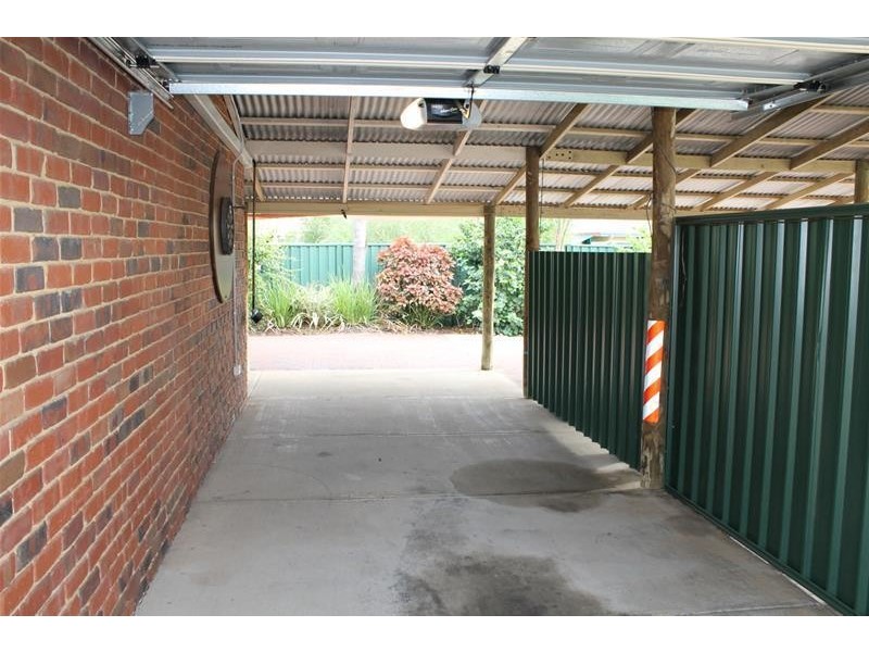 2 Lever Way, South Yunderup WA 6208