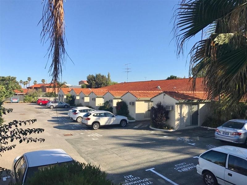 2/98 Mandurah Terrace, Mandurah WA 6210