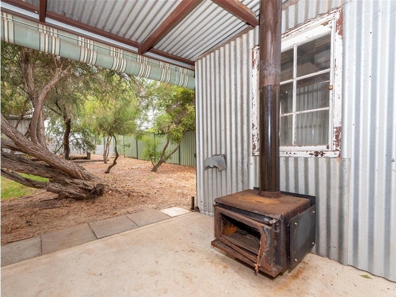 37 Johnstone Street, Boddington WA 6390