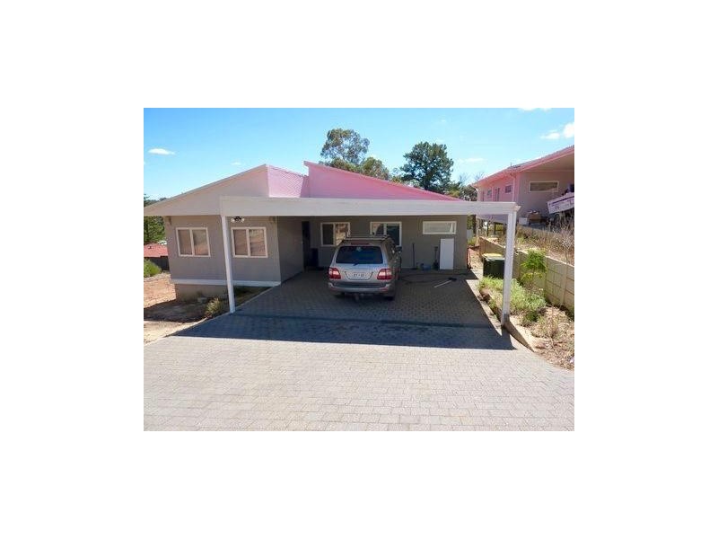 31 Sandalwood Place, Boddington WA 6390