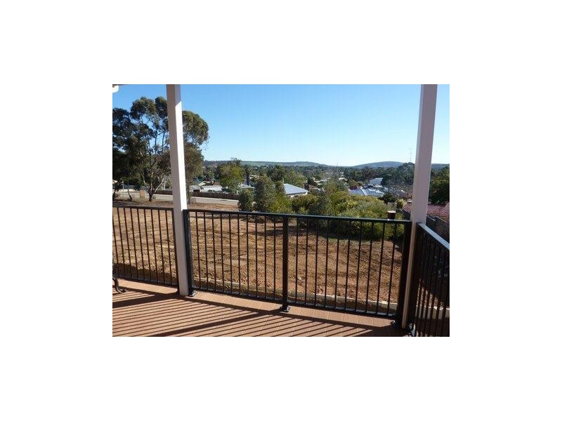 31 Sandalwood Place, Boddington WA 6390