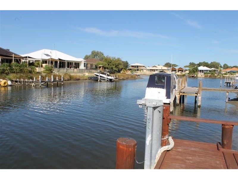 48 Banksia Terrace, South Yunderup WA 6208