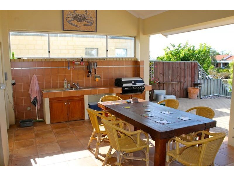 48 Banksia Terrace, South Yunderup WA 6208