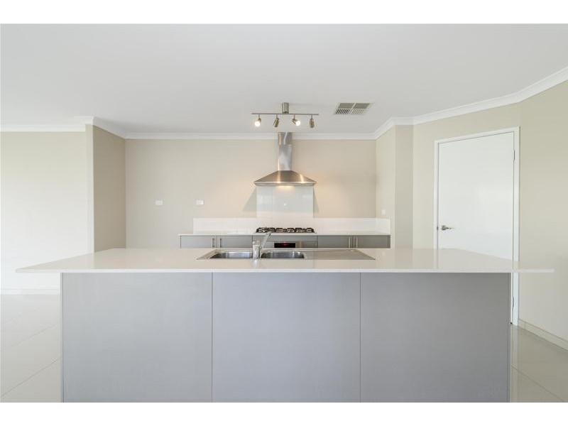 14 Chestnut Street, Pinjarra WA 6208