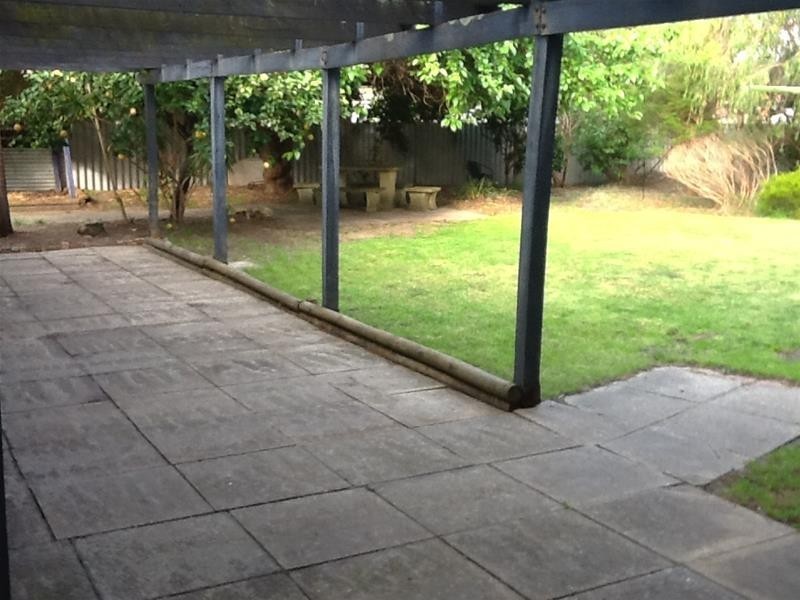 13 Isandra Close, Pinjarra WA 6208