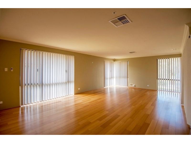 9 Pateman Place, South Yunderup WA 6208