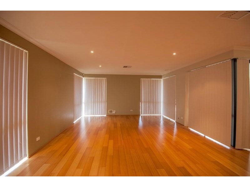 9 Pateman Place, South Yunderup WA 6208