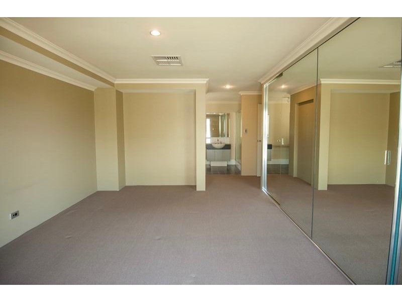 9 Pateman Place, South Yunderup WA 6208