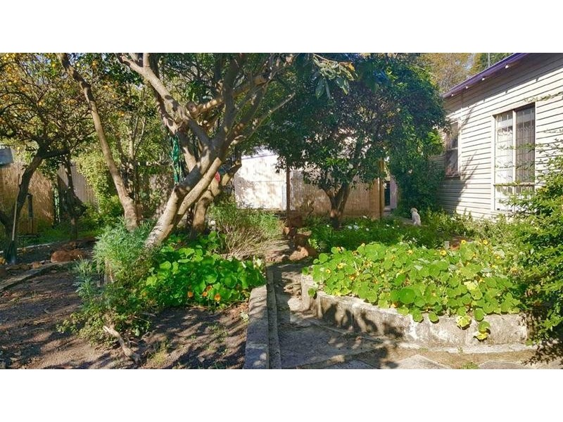 104 Fouracre Street, Waroona WA 6215