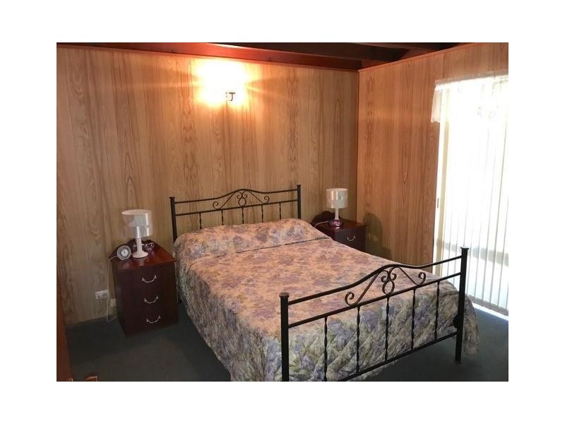 21 Woolah Place, South Yunderup WA 6208