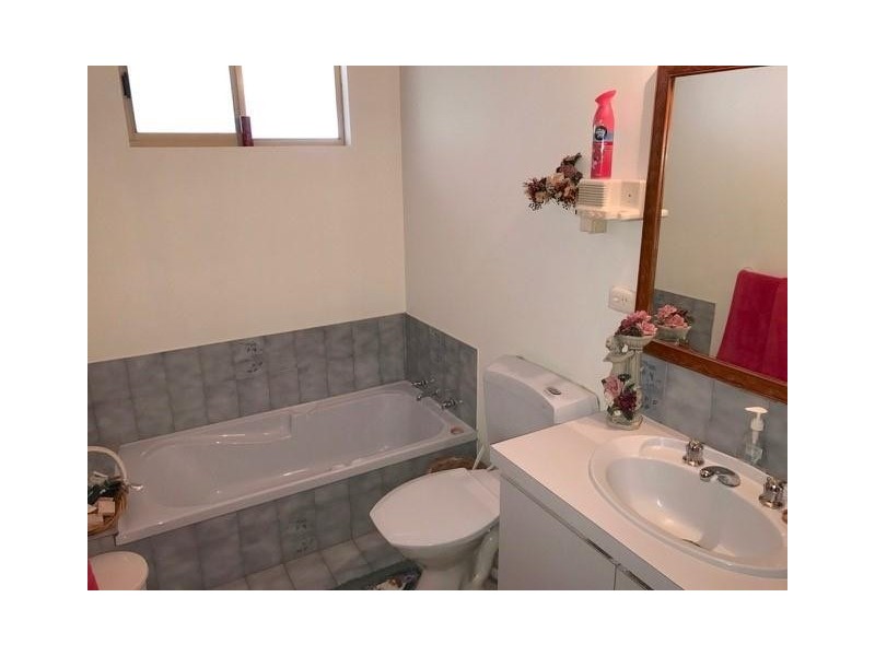 21 Woolah Place, South Yunderup WA 6208