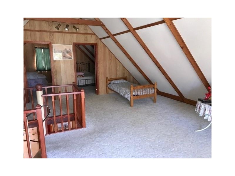 21 Woolah Place, South Yunderup WA 6208