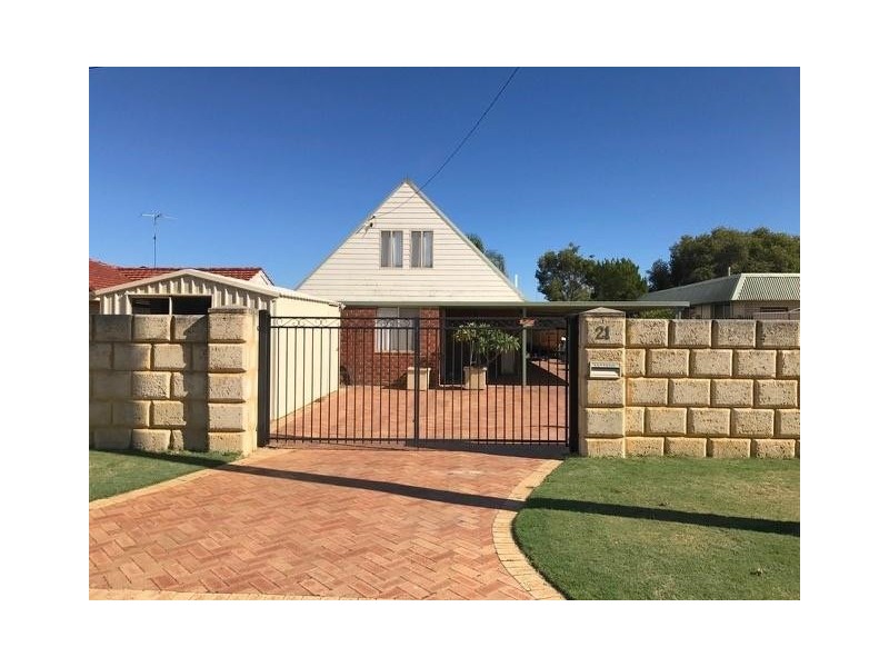 21 Woolah Place, South Yunderup WA 6208