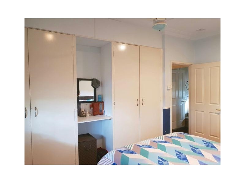 6 White Street, Wandering WA 6308