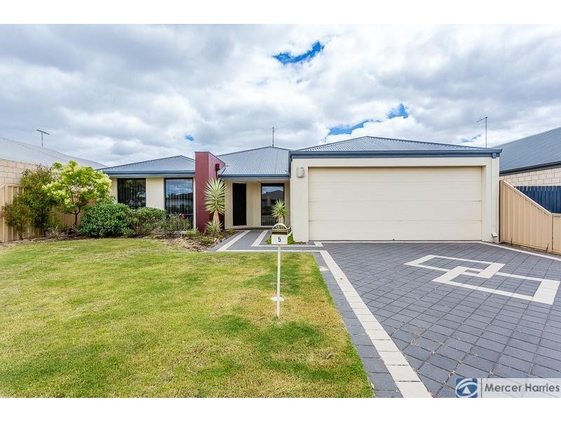 5 Hay Entrance, Pinjarra WA 6208