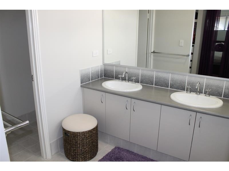 19 Barron Turn, South Yunderup WA 6208