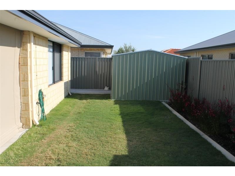 19 Barron Turn, South Yunderup WA 6208
