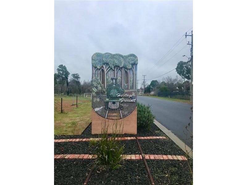 8 Anderson Street, Yarloop WA 6218