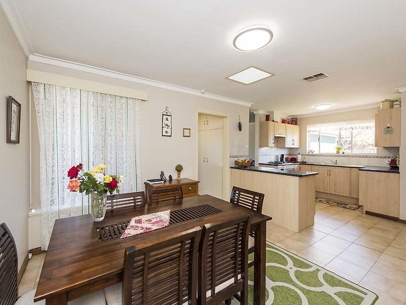 9 Cowen Street, Pinjarra WA 6208