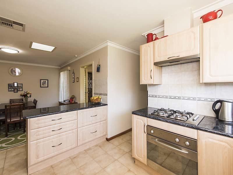 9 Cowen Street, Pinjarra WA 6208