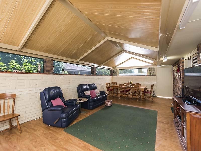 9 Cowen Street, Pinjarra WA 6208