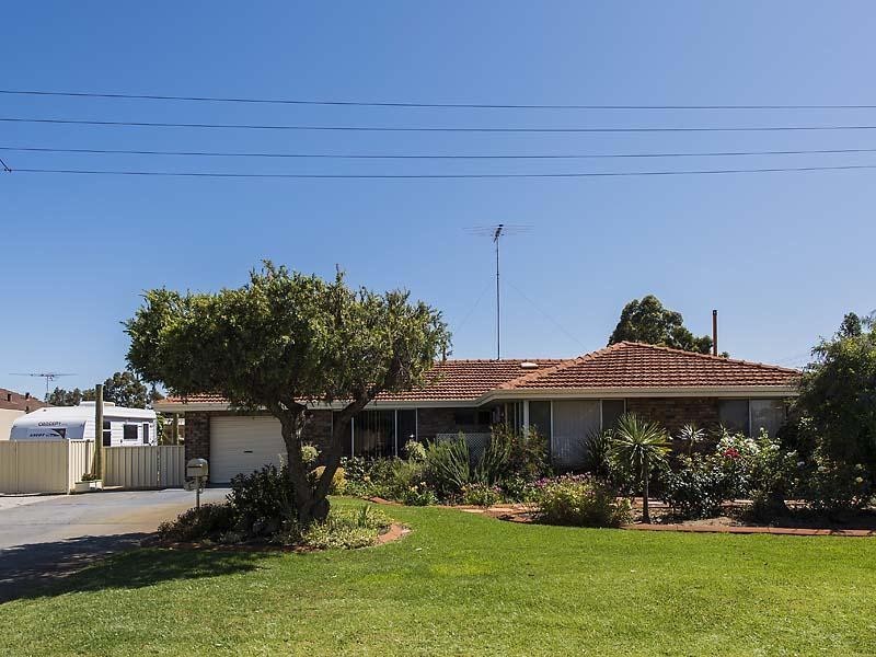 9 Cowen Street, Pinjarra WA 6208
