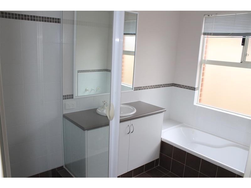 16 Pateman Place, South Yunderup WA 6208
